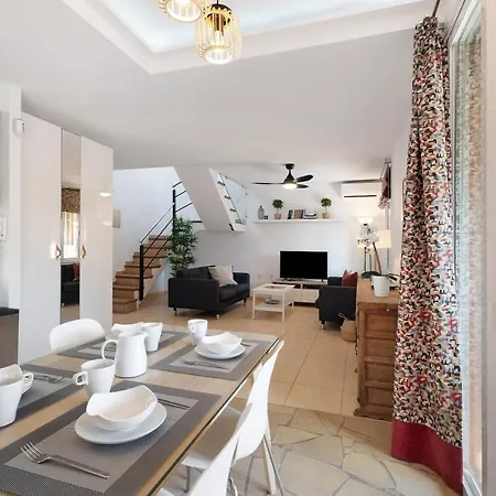 Semesterbostad Duplex Anna Palmar By Paramount Holidays *